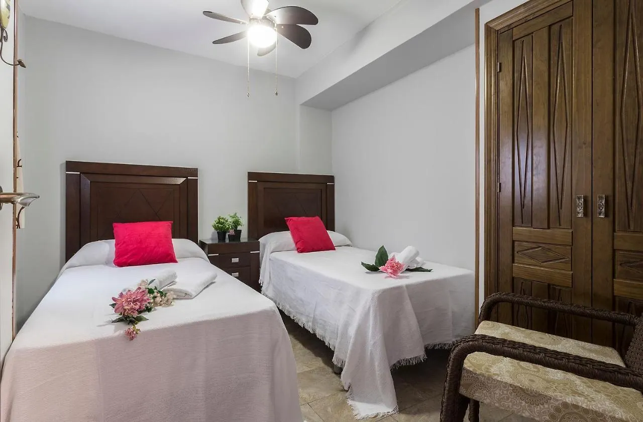 Paseo Maritimo Victoria 2 Rooms カディス 0*,  スペイン